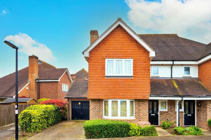 Surrey Prime Stay - Guildford, UK