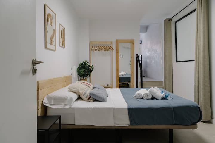 Niña Mala Habitación 5 - Valencia