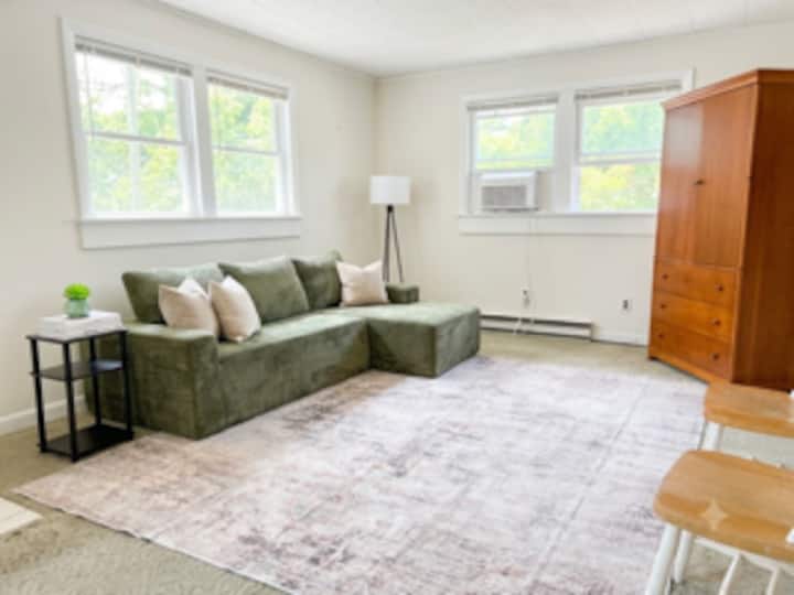 Perfect Beach Getaway  Cozy 1br, Walk Everywhere - Old Orchard Beach, ME