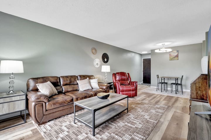 Fully Furnished & Cozy Apartment Near Providence - Anchorage