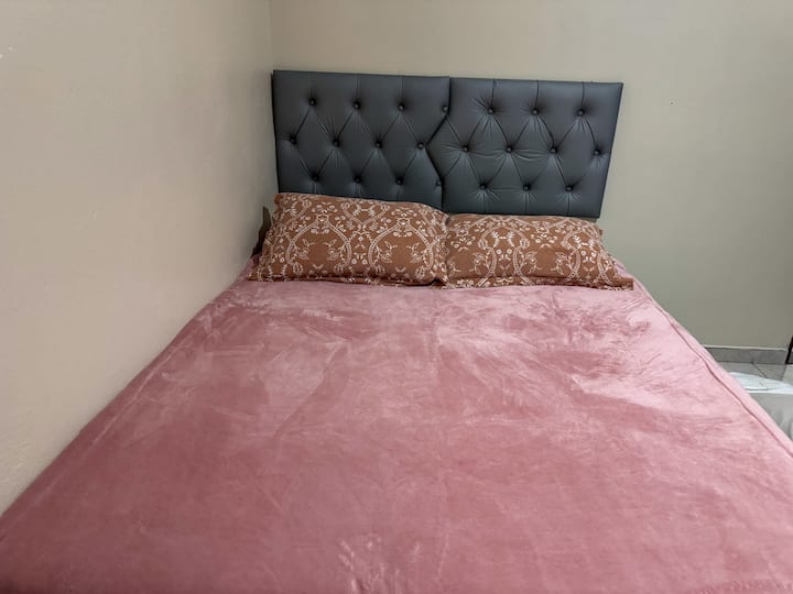Casa Com Varanda Próximo Ao Centro Histórico - Paraty