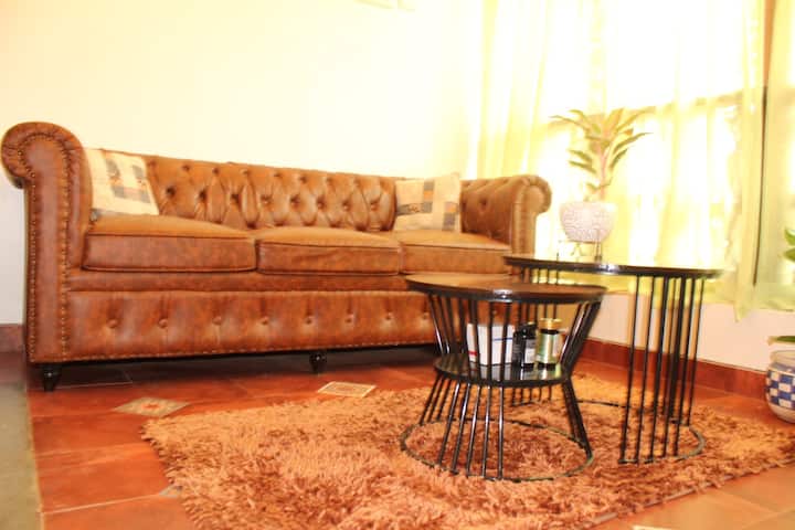 Living room image 10
