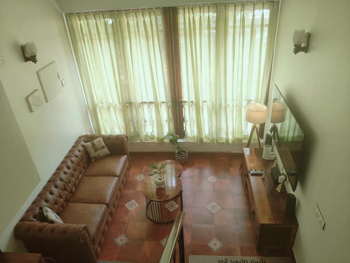 Living room image 5
