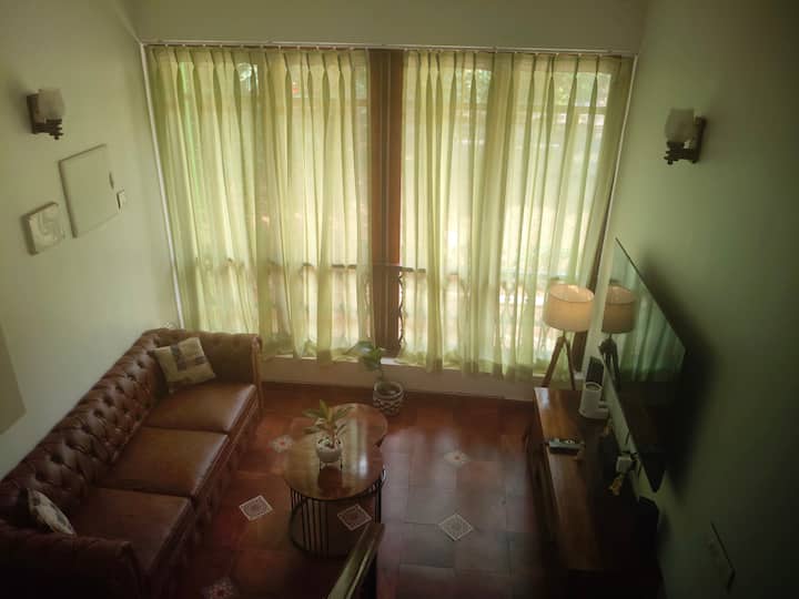 Living room image 6