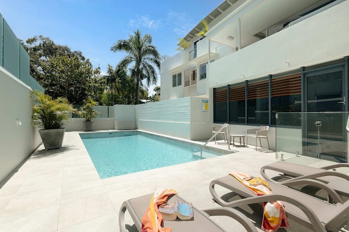 Casa Trieste - Sunshine Beach Village Lifestyle - Noosa Heads