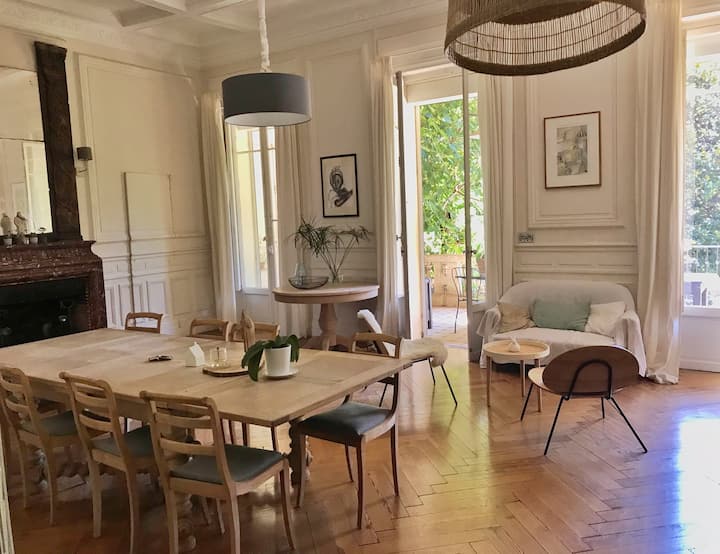 Hôtel Particulier Avec Bassin à Marseille ! - 馬賽