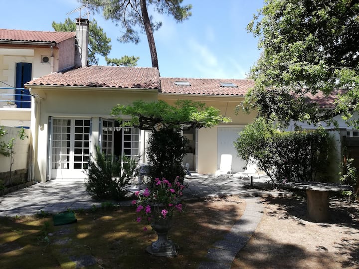 Maison Au Bord De La Mer. - Royan