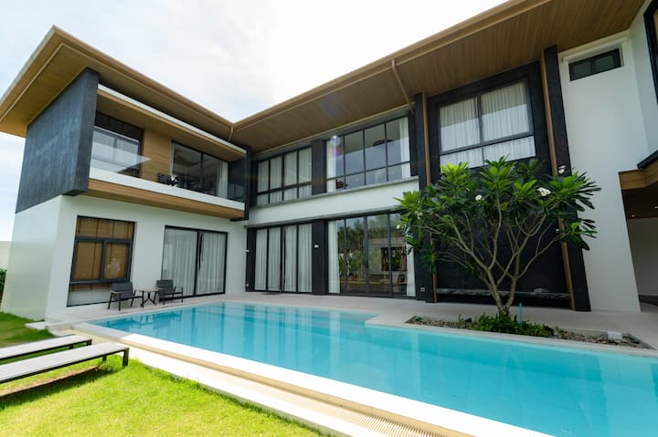 96/4 Mouana Grand Ko Kaeo Luxry 5-bed Pool Villa - Phuket