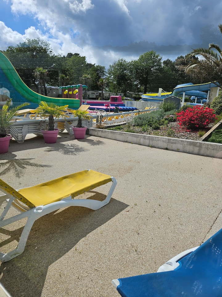 Beau Mobile Home De 3 Chambres
Camping 4 ÉToiles - Trégunc
