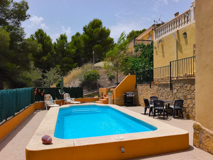 Casa De Aventuras - Paz, Piscina, Bosque - Castalla