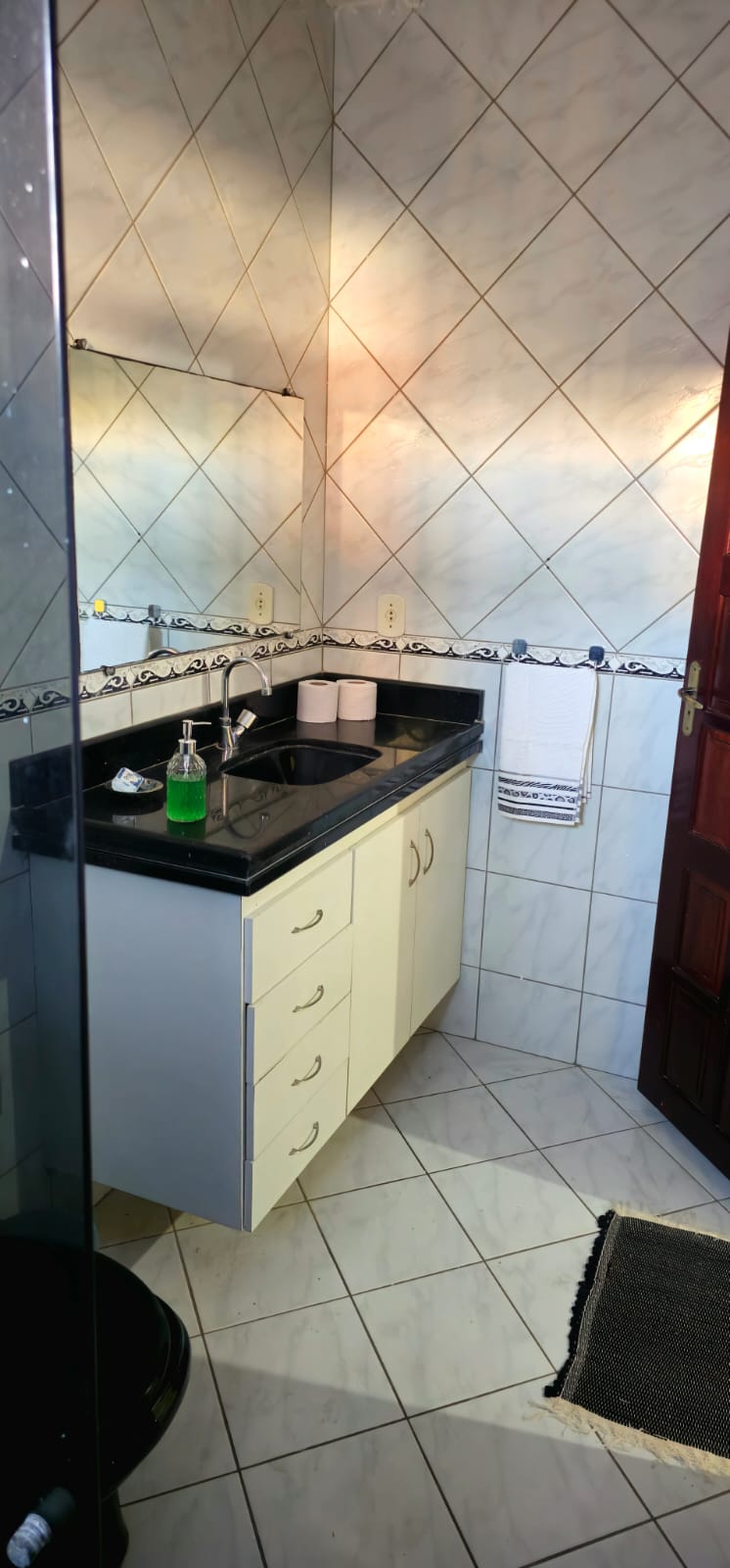 Foto do anúncio de Quarto (suíte independente) em Fortaleza. em Meireles, Fortaleza