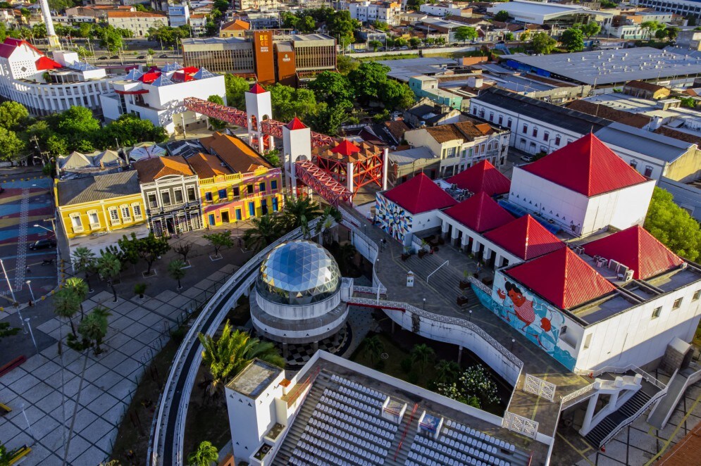 Foto do anúncio de Quarto (suíte independente) em Fortaleza. em Meireles, Fortaleza