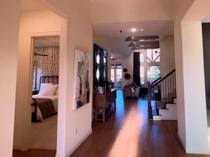 A Cozy Stay You'll Want To Revisit - Savannah, GA