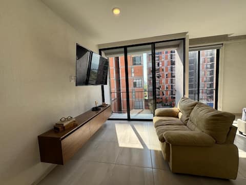 Top Airbnb: Loft for 3 people. Pool, Gym, Parking in Zapopan