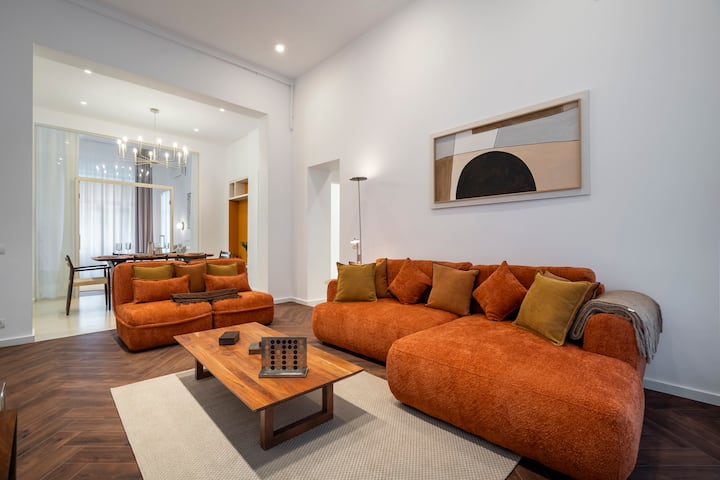 Chic Designer 4br Retreat | Steps To Old Town - Bucharest