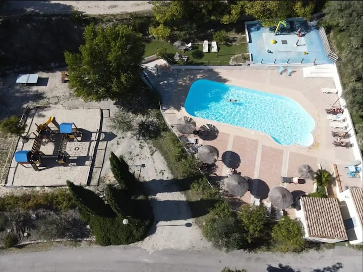 Zecamping Mobil Home 29m² Piscine - Nyons