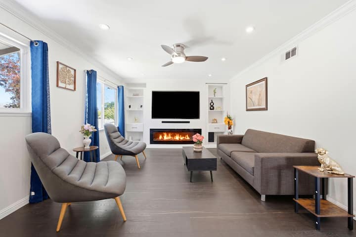 Modern Silicon Valley Home With Spacious Backyard - Saratoga, CA