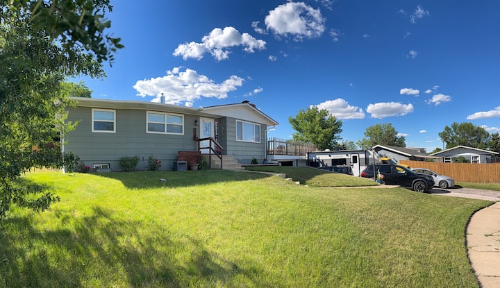 Walk To Main St | Sturgis Rally Camper | Patio - Sturgis, SD