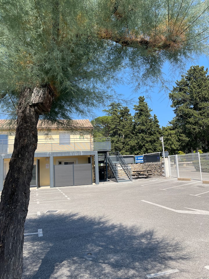 Studio De Plain-pied Tout Confort Climatisé - Goudargues