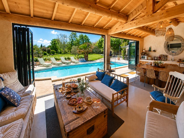 Mas Provençal à Maussane Les Alpilles - Arlés