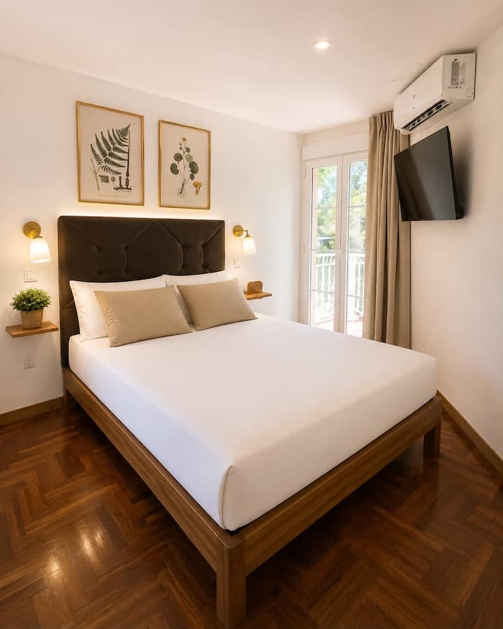 A03 - Double Room On Alfonso Xiii, Madrid - Madrid