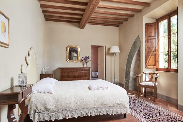 Diamond In The Hills Near Florence, Lucca And Pisa - 皮斯托亞