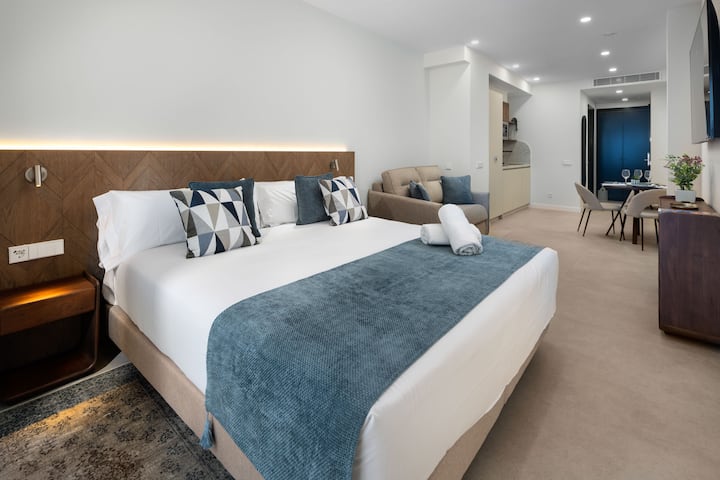Apartamento De Diseño "Cobalto" - Estepona