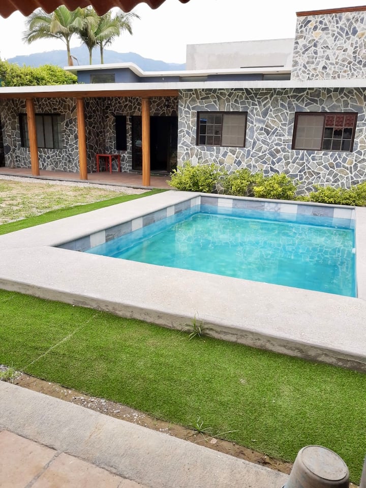Casa De Campo En Tepoztlán 
 Casa Vidales - Tepoztlán
