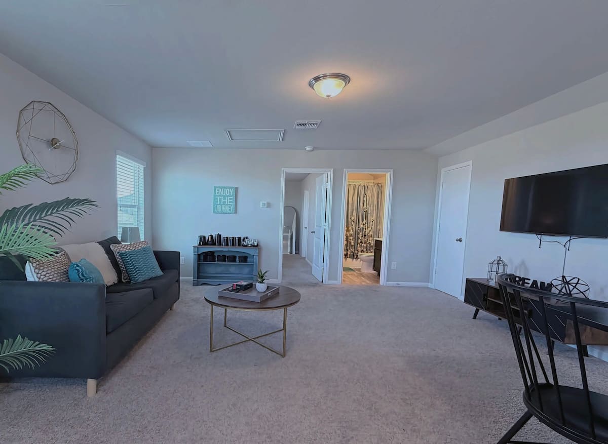 Private Studio-Style Loft — Round Rock, TX · North Austin — Masaya Hospitality