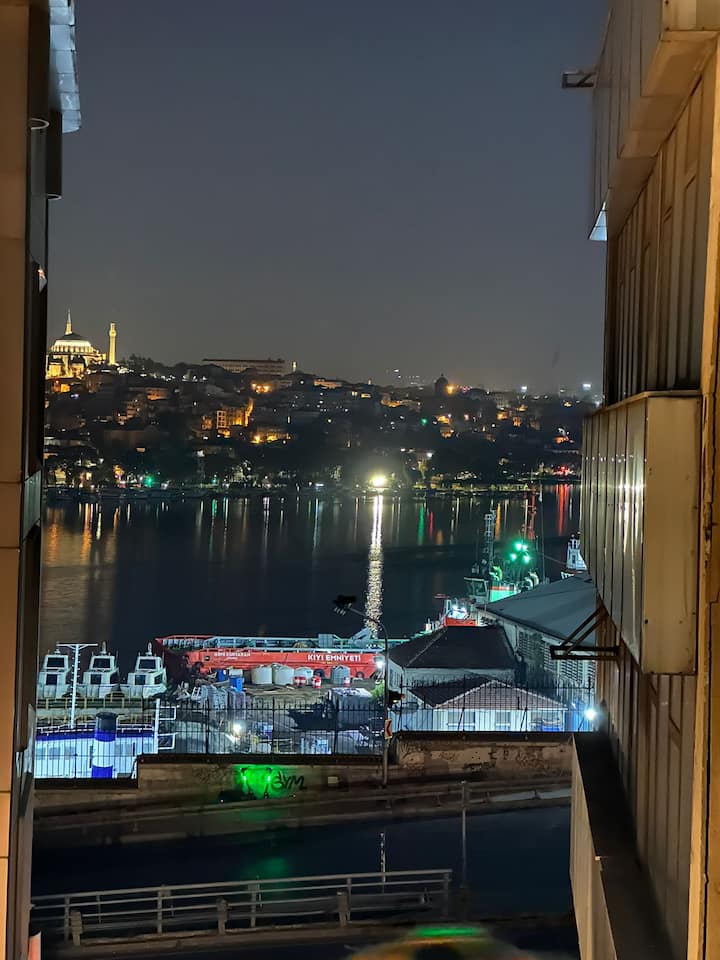 Sea ​​View And Balcony - Karaköy