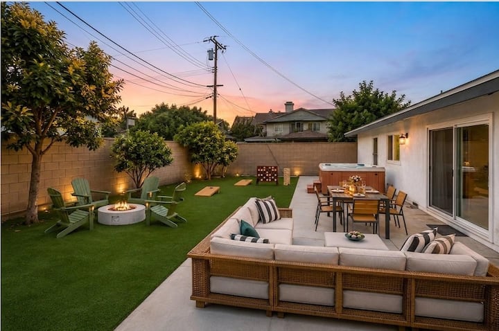 New! Disney Oasis: Hot Tub, Foot Massagers, Tech - Anaheim, CA