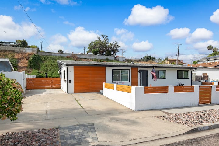 Longterm Stays- 3 Bed, 2 Bath Home With Parking - Chula Vista, CA