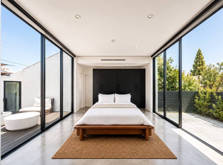 Heart Of West Hollywood Townhome-walkable & Modern - West Hollywood