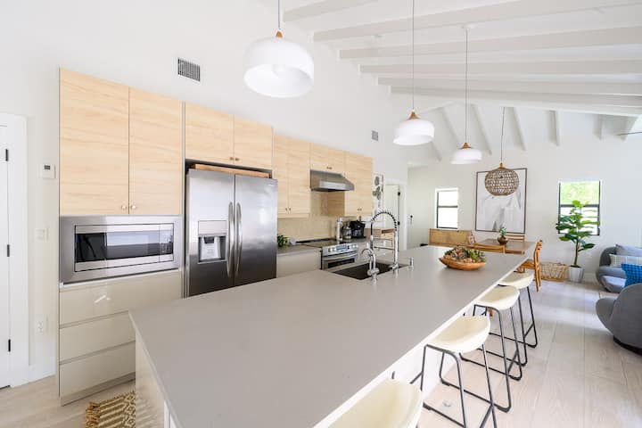 Casa Lucia Homes - Miami, FL