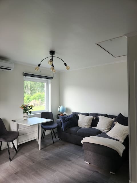 Popular Airbnb listing: Guest house in a quiet environment by a lake and forest in Södertälje