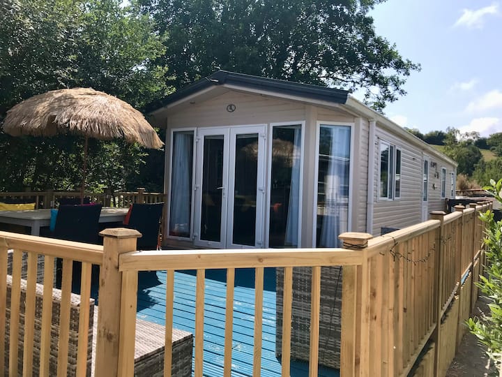 Private Mobile Home On Quiet, Rural Caravan Park - Lampeter