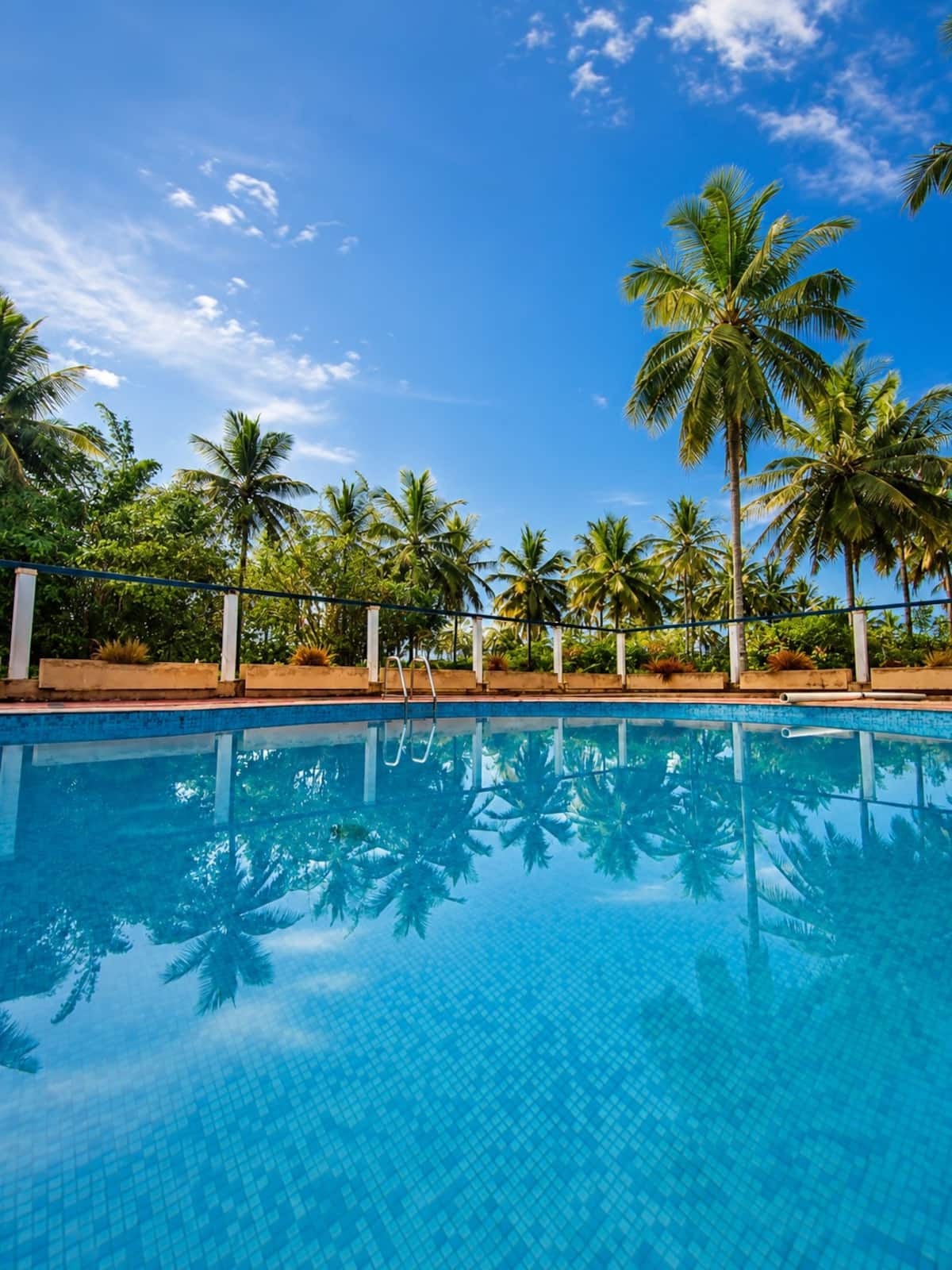 Luxury Pool Villa & Lawn - by Everloft