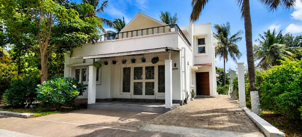 Exterior image 16