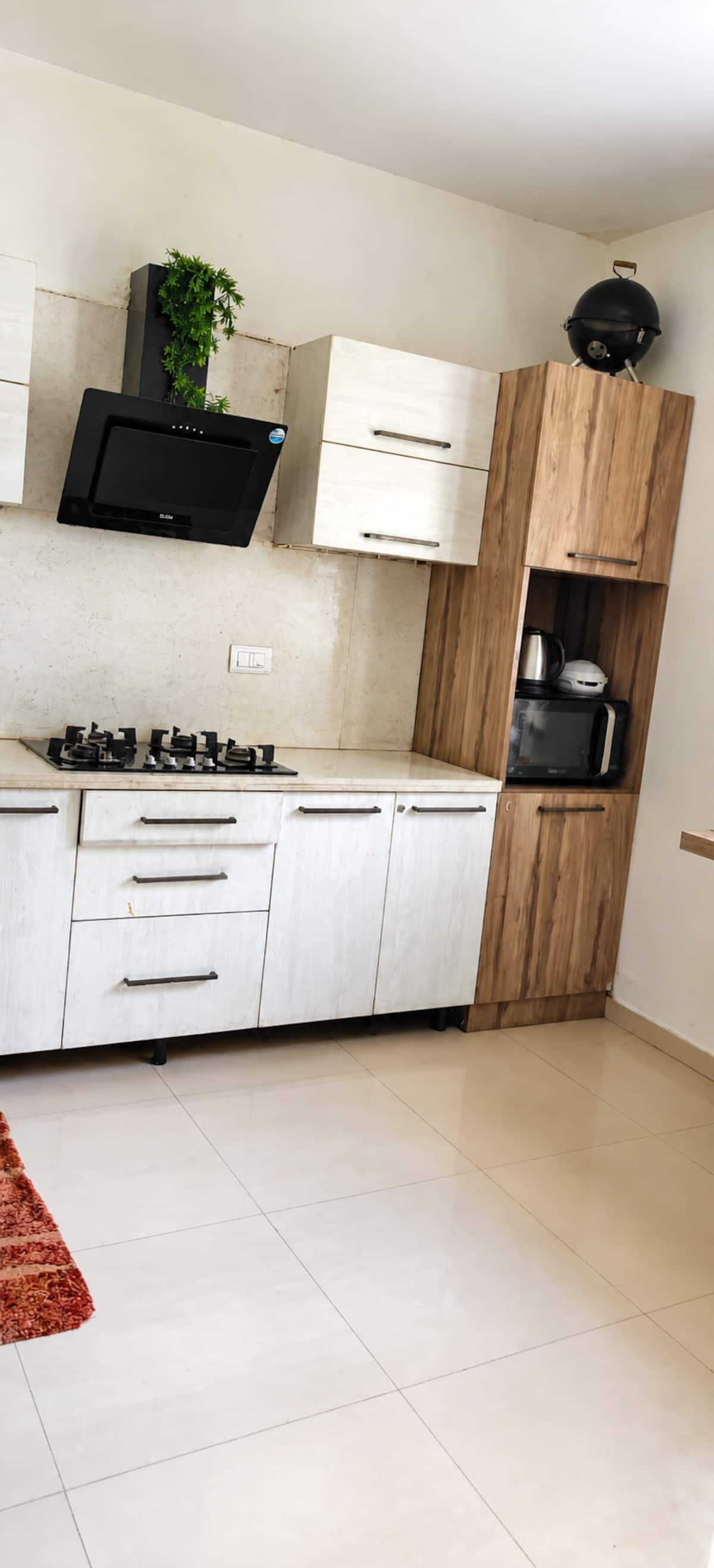 Full kitchen image 5