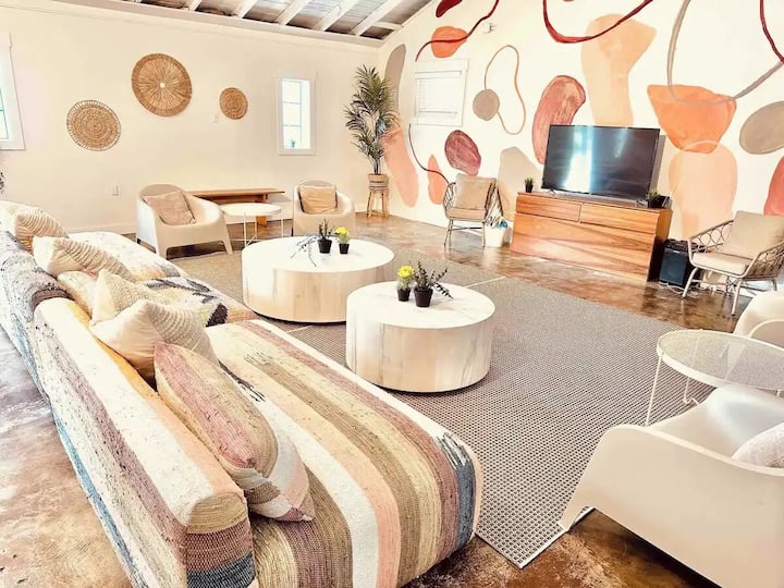 Nordic Haven 7 Bedroom Hottub Pingpong Sleeps 24 - Atlanta, GA