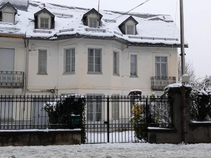 Villa Victoria | 13 Pers. Central - Télécabine - Bagnères-de-Luchon