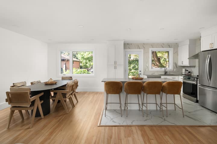 Grande Maison 5 Chambres Pour 12 Personnes - モントリオール