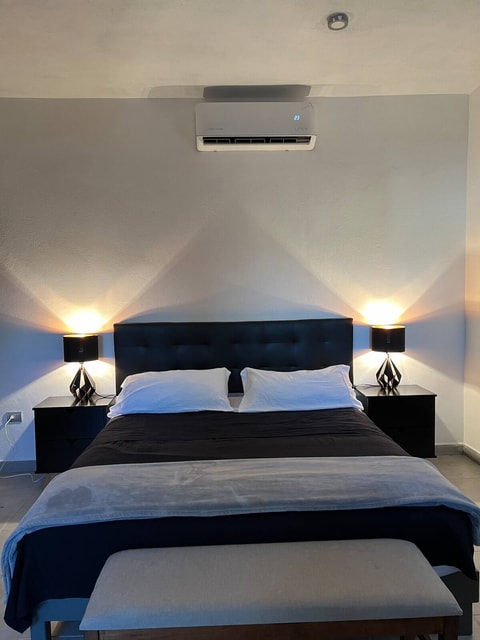 Private House • Pool • 2 Bedrooms