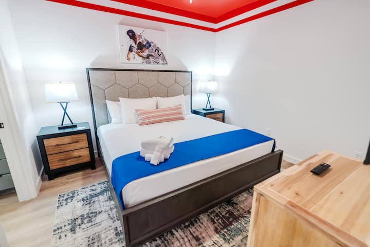 Breezy Private Balcony | Steps To At&t Stadium - Arlington, TX