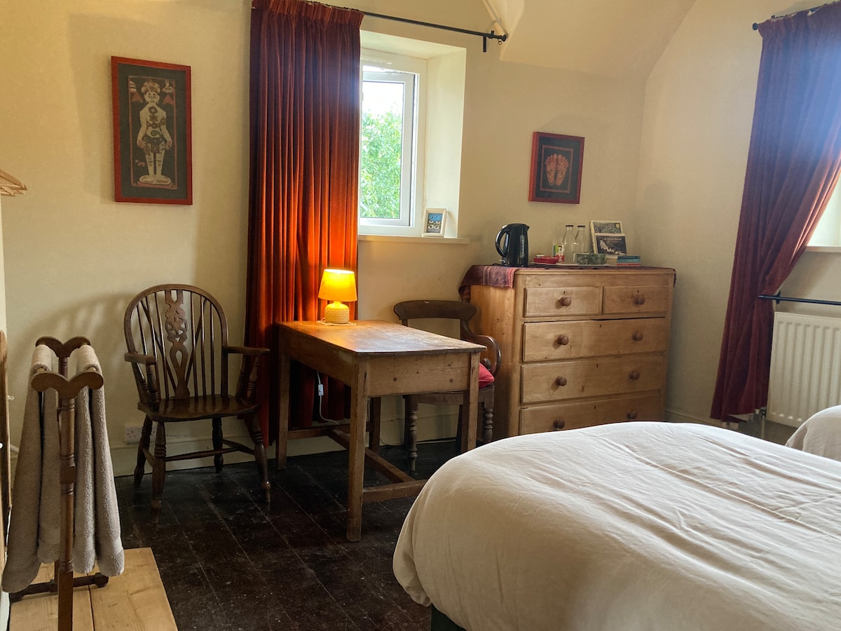 Royal Welsh Show Farm B&B Super-King Double /Twin