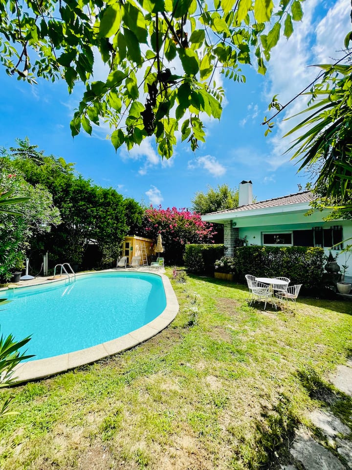 Anglet, Grande Maison Avec Piscine, Jardin Arboré - Anglet
