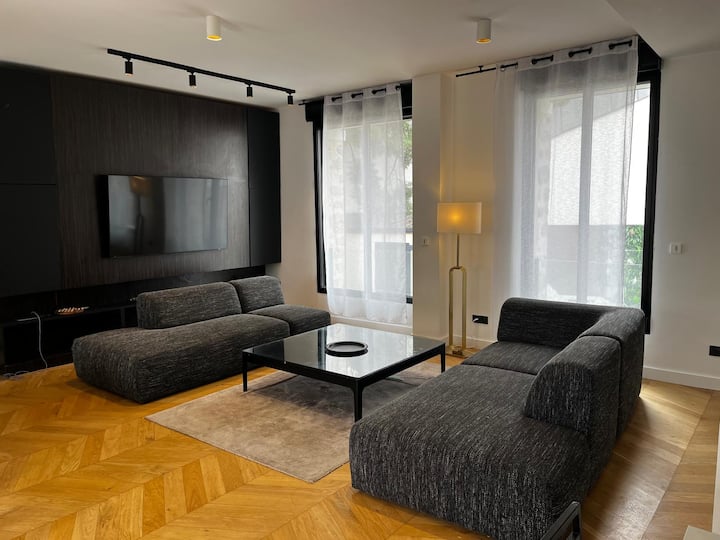 Villa De Standing Avec Piscine Intérieure / Paris - 巴黎
