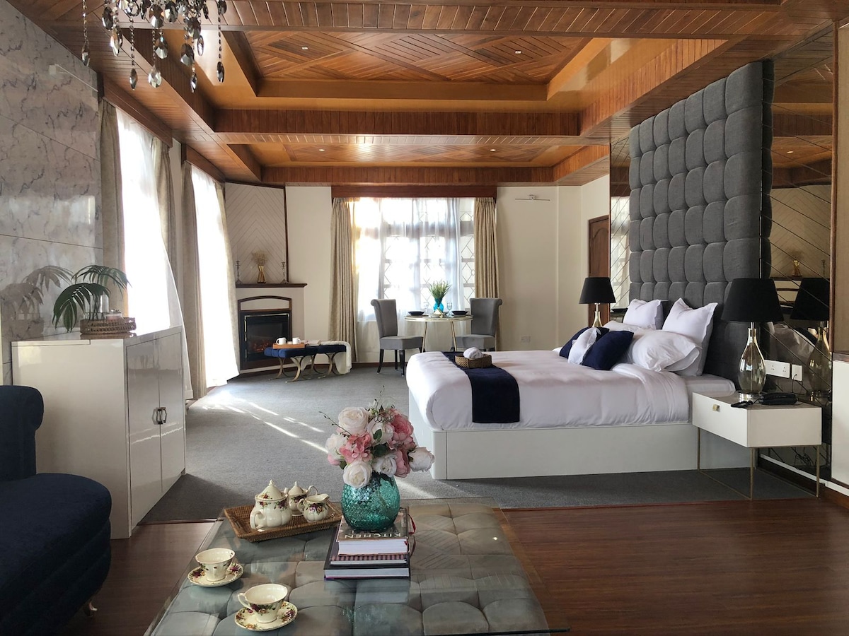 Mountain View Rooms w/ Breakfast, Shillong