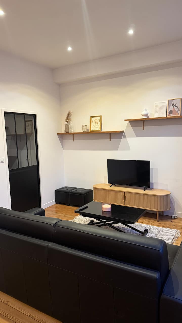 Appartement En Pierre 4 Personnes Bordeaux Centre - Burdeos