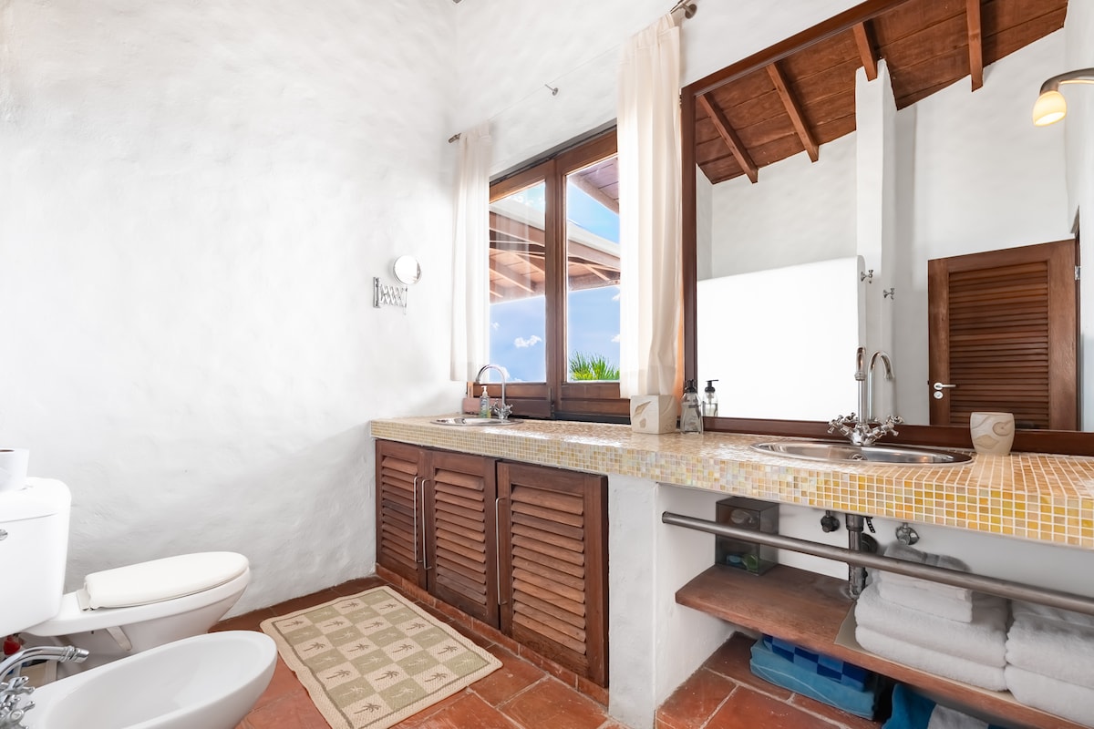 Bleu Haven property photo 12